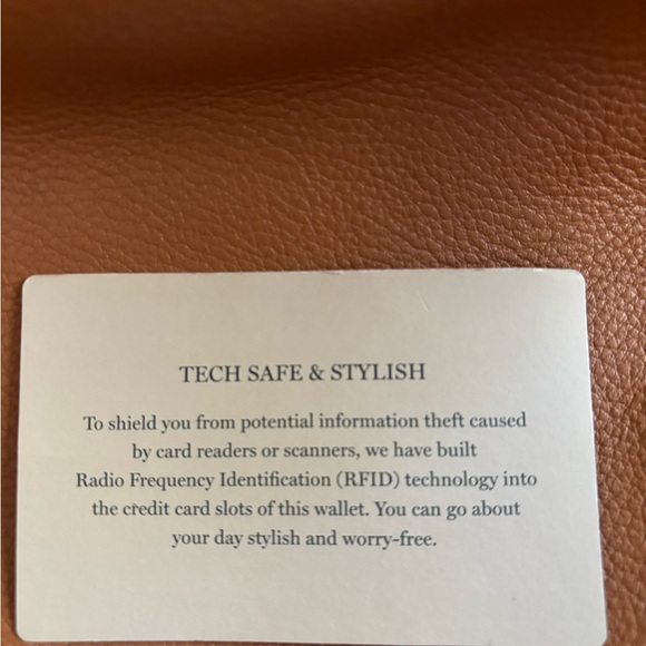 Cole Haan Large Tote/Purse - Picture 5 of 7